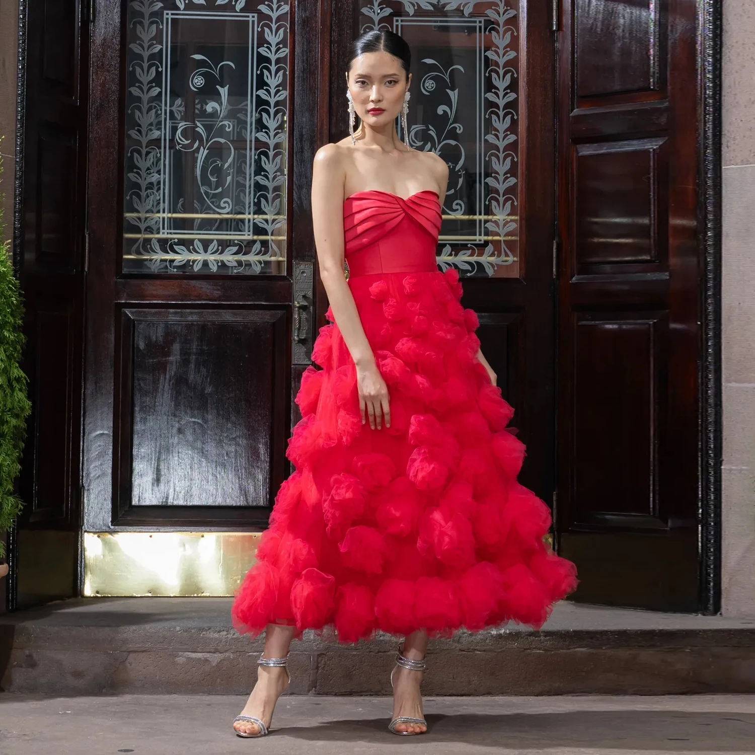 Mielas Susiėmę 3D Kamuolys Gėlės Prom Dresses Stebėjimo Raudono Tiulio Kulkšnies Ilgis Vakare Šalis Suknelė Užsakymą vestidos para mujer